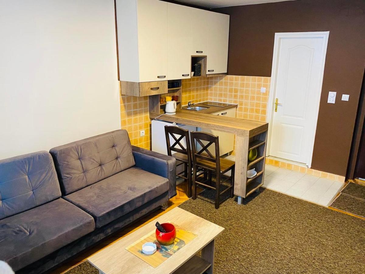 Sofi Apartment Ni Exteriör bild